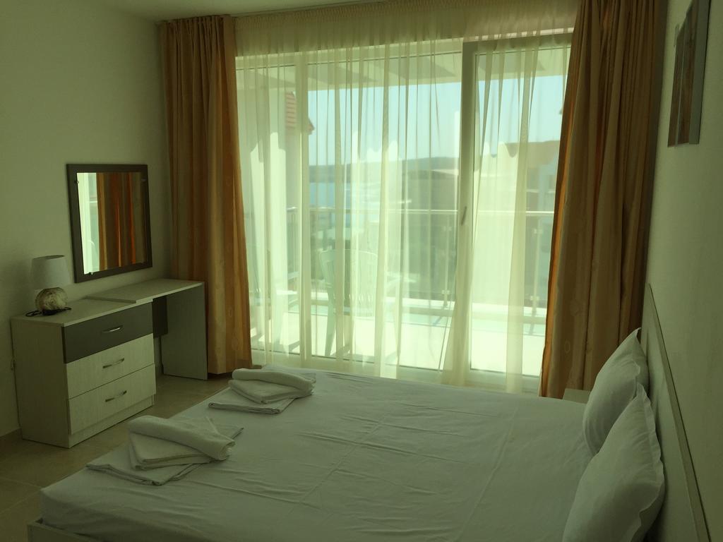 Sea Life Apartments Sinemorets Luaran gambar